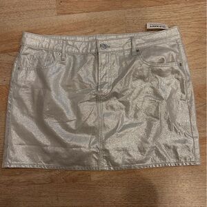 Old Navy Metallic Silver Women’s Mid Rise Mini Skirt Size 14